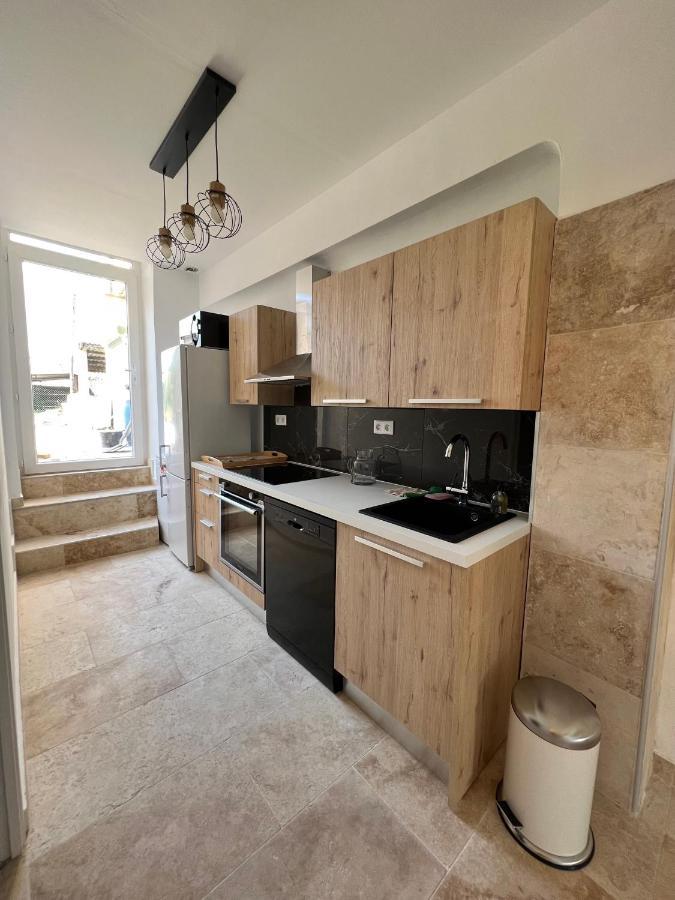 Appartements A La Ferme La Ciotat Bagian luar foto