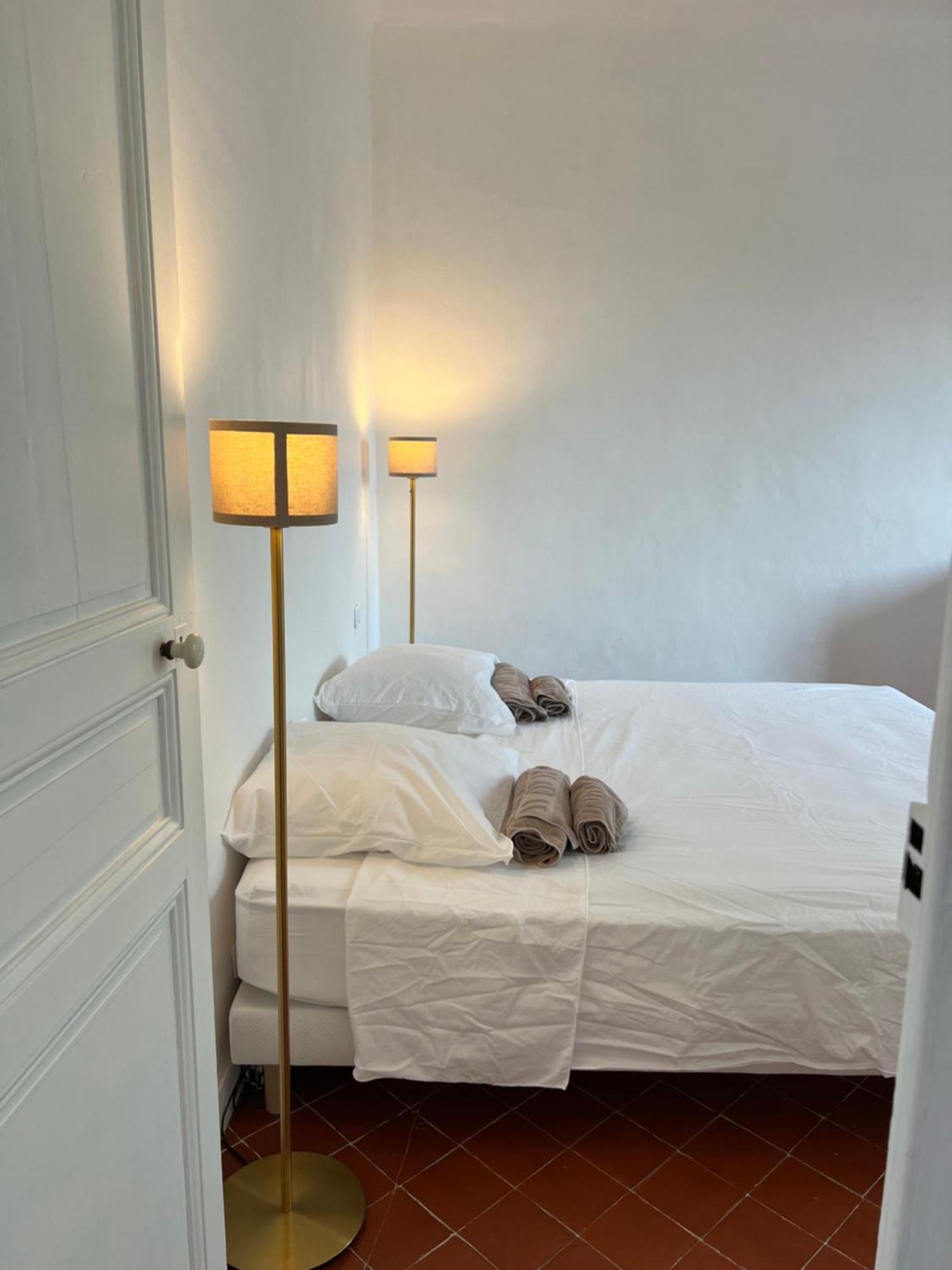Appartements A La Ferme La Ciotat Bagian luar foto