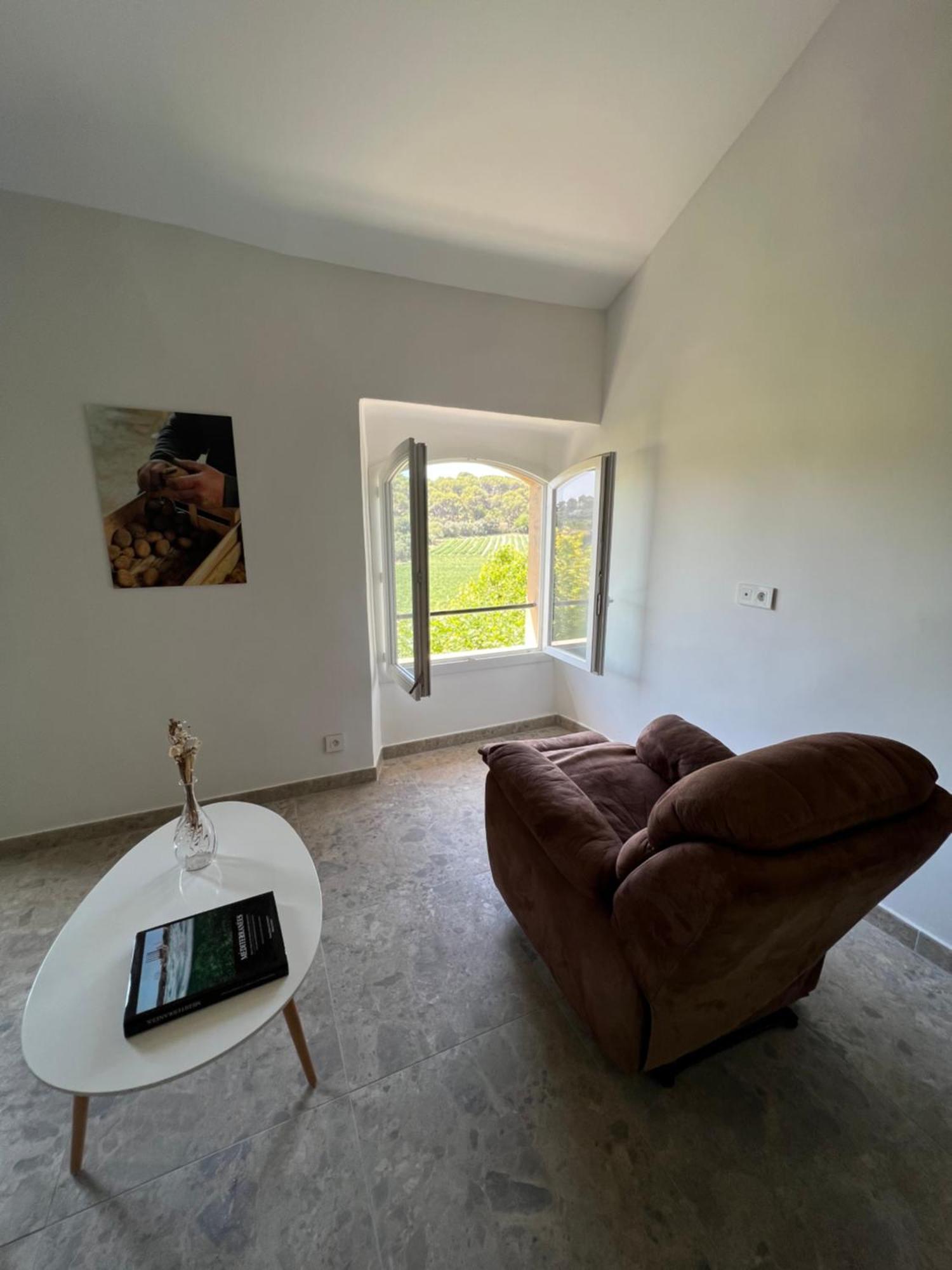 Appartements A La Ferme La Ciotat Bagian luar foto